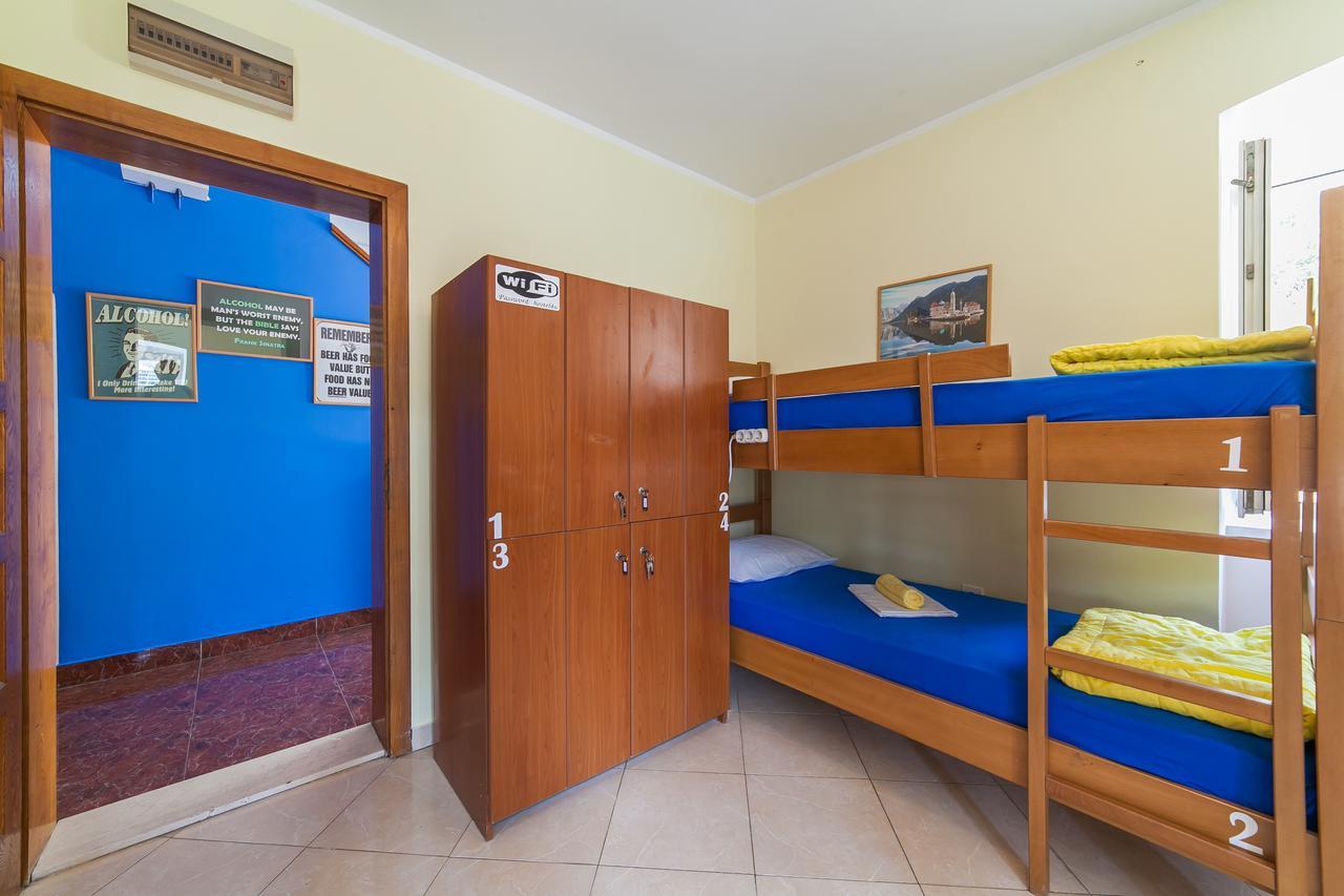 Montenegro Hostel 4U Kotor Luaran gambar